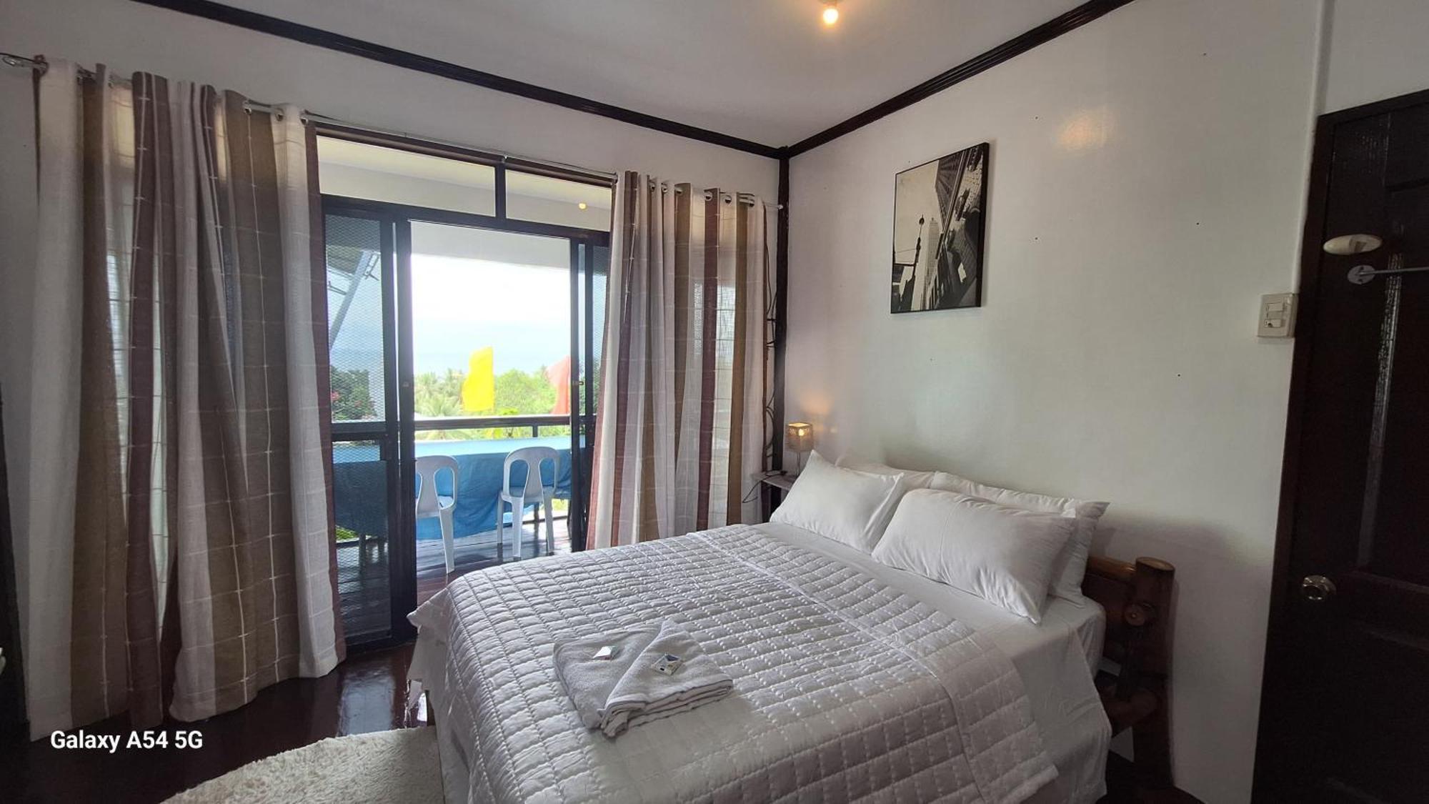 Island Samal Overlooking View House With Swimming Pools San Antonio  Екстериор снимка